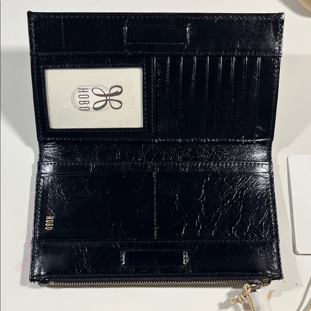 HOBO Shiny Black Leather Clutch - Picture 3 of 6